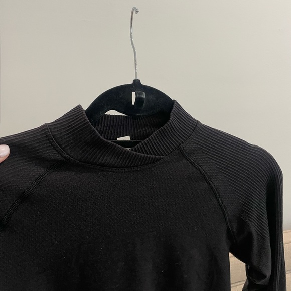 Lululemon Keep The Heat Thermal Long Sleeve - Picture 10 of 14